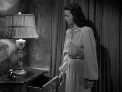 Where are her things? - Secret Beyond the Door