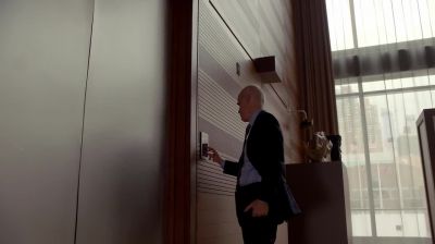 Where are you? - White Collar