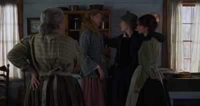 - Where is Beth?
- She's upstairs. Oh, my Jo. - Little Women