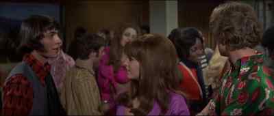 - Where is Casey?
- I phoned her, but she crashed. - Beyond the Valley of the Dolls