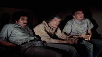 - Where did that come from?
- We're having one for Mac. - Killdozer