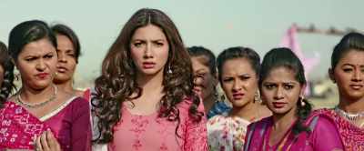 - Where did you pick up the groom from?
- Sir, - Raees