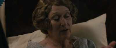 - Where did the chancre first appear?
- It was on my left hand, right here. - Florence Foster Jenkins