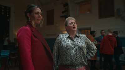- Where did you two go to?
- Just doing some sisterly bonding. - Extraordinary