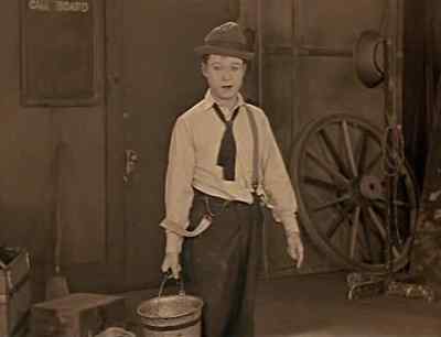 "Where do you get
the water?" - The Strong Man