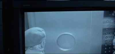 - Where do you live now?
- In the Village. - Sliver