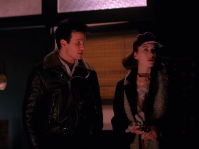 - Where do we look?
- I don't know. Everywhere. - Twin Peaks