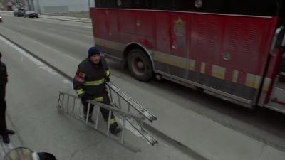- Where do you need 'em,
Lieutenant? - Chicago Fire