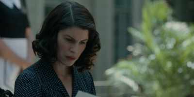 Where do you think christopher
would like - Flowers in the Attic: The Origin