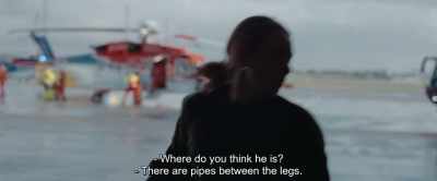 -Where do you think he is?
-There are pipes between the legs. - The Burning Sea