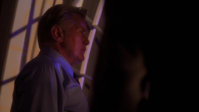 - Where is everybody?
- Getting dressed. - The West Wing