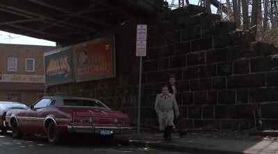 - Where you going, Harry?
- Down here. This alley's the scenic route. - Wise Guys