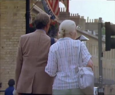 - Where have you two been?
- Looking at Oxford. - Inspector Morse