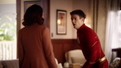 -Where is he?
-Barry, you're scaring me. - The Flash