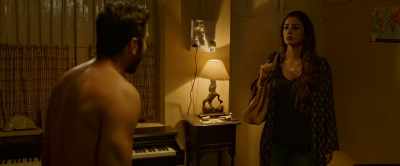 -Where?
-Here. Where is it? - Andhadhun