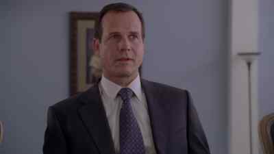 - WHERE IS ROMAN GRANT?
- WE DON'T KNOW WHERE HE IS. - Big Love