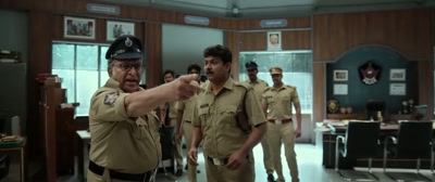 -Where is my gun? Where is it?
-Uncleâ€¦ Uncleâ€¦ - Waltair Veerayya