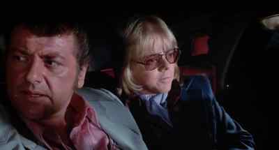 -Where is she?
-Have you ever seen such a crowd? - Phantom of the Paradise