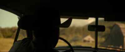 --Where is she?!
-Take 'er easy, hal. - Leatherface