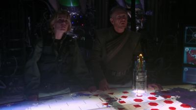 - Where is the fuel?
- There's been a delay. - Stargate SG-1