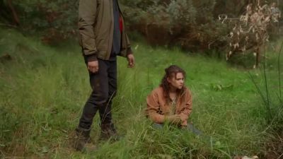 - Where the hell are they?
- I don't know. - La Brea