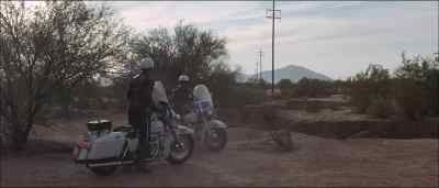 Where the hell did he go? - Electra Glide in Blue