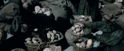 - Where is the rest?
- This is all we could save, my lady. - The Lord of the Rings: The Two Towers