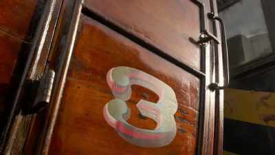 Where the teak panels
were beyond rescue, - Great Rail Restorations with Peter Snow