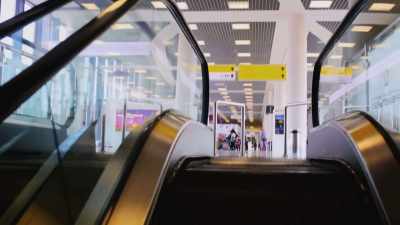 WHERE WAS SHE IF JOHN CALVERT
IS FLYING OUT? - Hometown Homicide