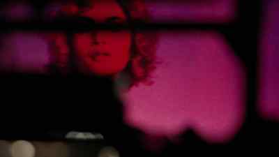 Where you're not safe - All the Beauty and the Bloodshed