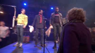Wherefore rejoice? What conquest brings he home? - National Theatre Live: Julius Caesar