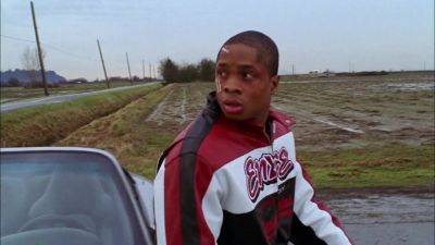 - Where's Clark?
- I thought he was out here. - Smallville
