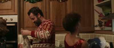 - Where's your colander?
- Up there, that top cupboard up there. - Your Christmas or Mine?