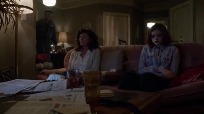 - Where's dinner? - It's almost ready, John. - The Flash