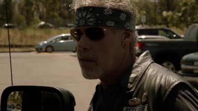Where's eljefe?
He doesn't like being watched. - Sons of Anarchy