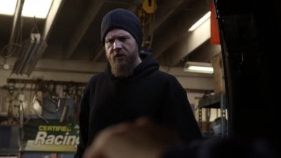 - Where's Ηappy?
- l'm taking Clay's lead,
getting back into guns. - Sons of Anarchy