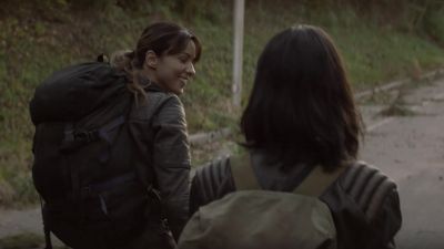 Where's my gun? - The Walking Dead: World Beyond