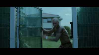 - Where's your gun?
- What fucking gun? - Furioza