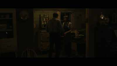 - Where's Hap?
- Hap broke his leg. I told ya. - Mudbound
