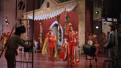 - Where's Jeanie?
- I don't know. She was dressed. - Kiss Me Kate