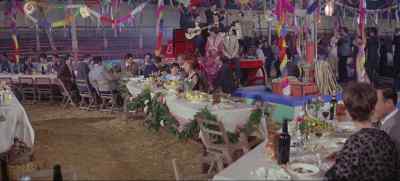 - Where's Lili?
- She's right. - Circus World
