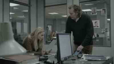 Where's Martin?
-Coffee Break. I'll get him. - The Bridge