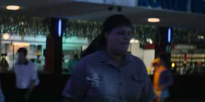 - Where's Sheila? There she is.
- Sheila! Sheila! Sheila! - GLOW