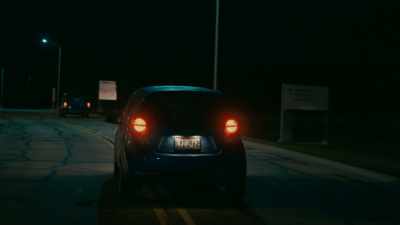 Where's he taking her? - Paper Girls