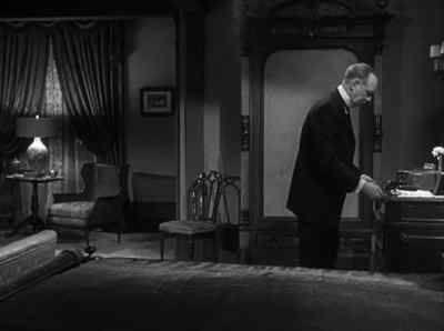 -Where's the boss? -Mr Fine is
taking his bath. -He's what? - Alfred Hitchcock Presents