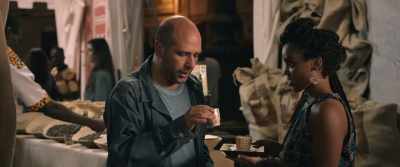 - Where's the boy?
- I don't know. - Tolo Tolo