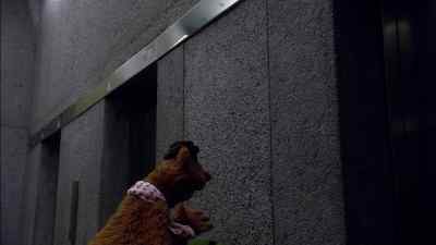 Where's the buttons? No buttons! - It's a Very Merry Muppet Christmas Movie