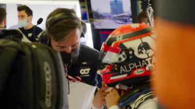 Where's the holes? - Formula 1: Drive to Survive
