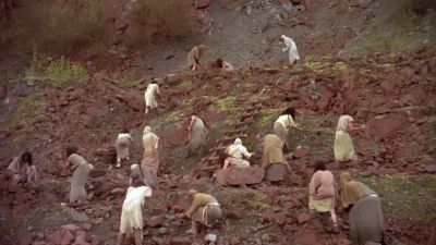 - Where's the iris?
- Someone used a remote. - Stargate SG-1
