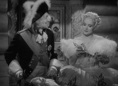 Where's your visitor - The Scarlet Empress